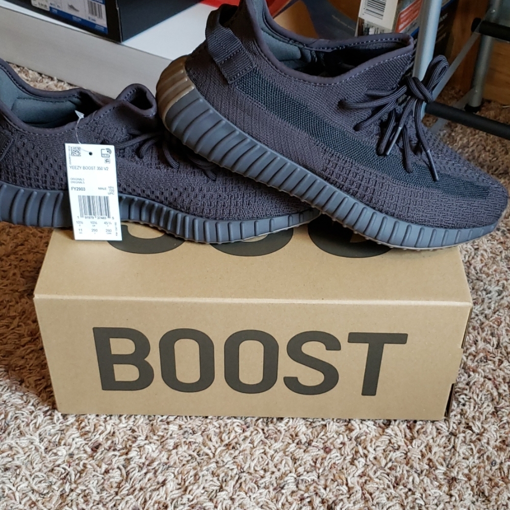 Yeezy cinder
